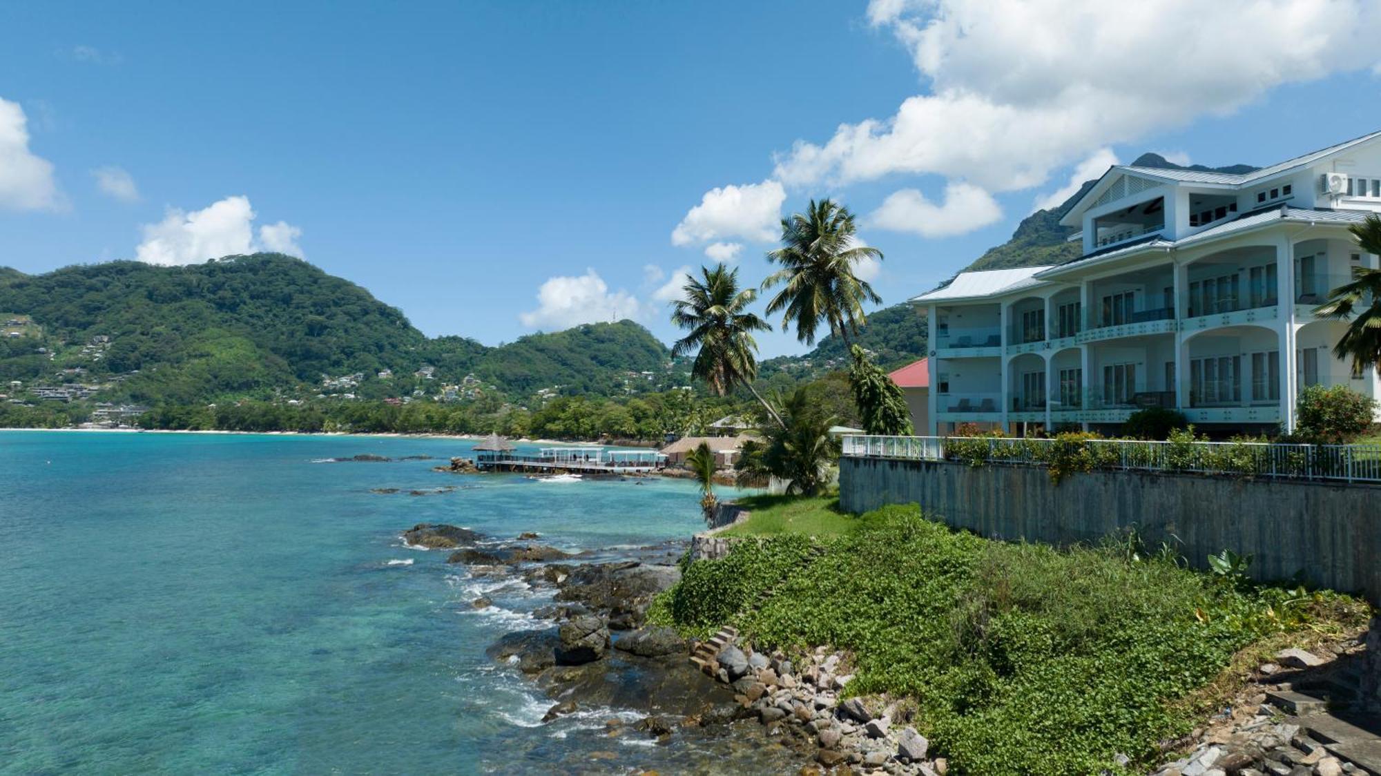 Vallonend Beachfront Villa With Excellent View Bel Ombre Exterior photo